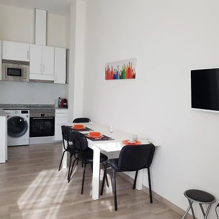 Modern Near The Port And Apartment *